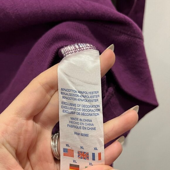 Champion Magenta Purple Reverse Weave Crewneck Sweatshirt Long Sleeve Sweater - Picture 3 of 6